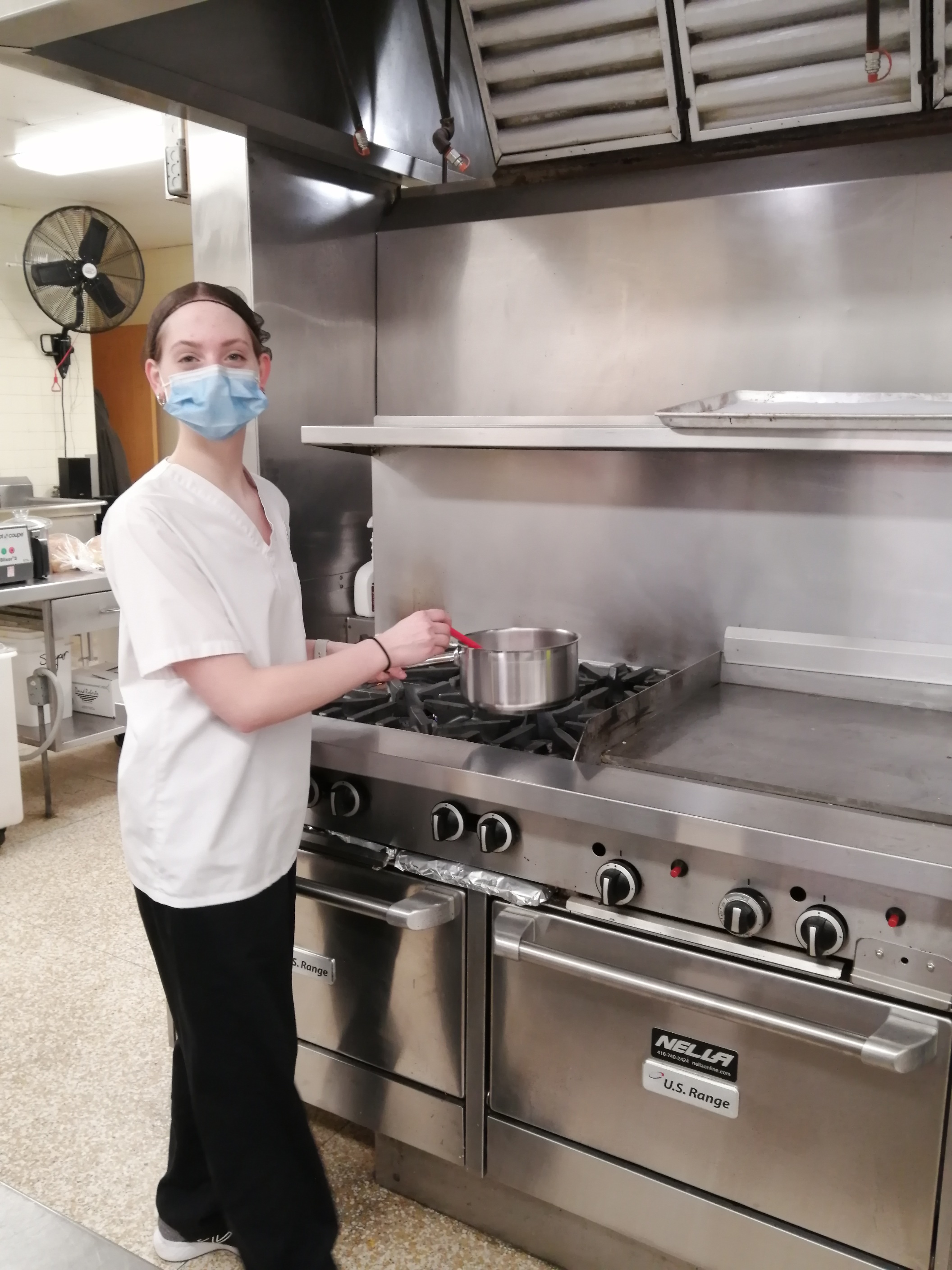 dietary aide at Stevenson wins culinary competition